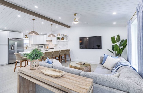 White Marlin Beach House | Private Beach Access: Islamorada Canal-Front Home