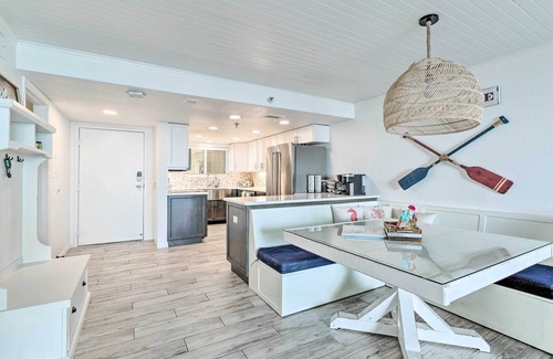 Hudson Condo | Private Beach Access & Gulf Views: Hudson Condo!