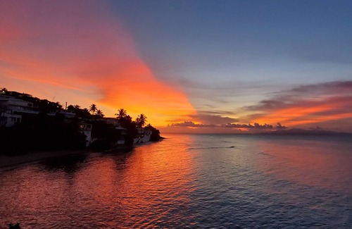 Bravos de Boston House | Private Beach Access, Outdoor Shower, 4 Bed 3 Bath, New ACs, Amazing Sunsets