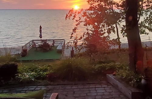 Port Austin Cottage | Private Beach Cottage - Family fun environment just 5 minutes from Port Austin