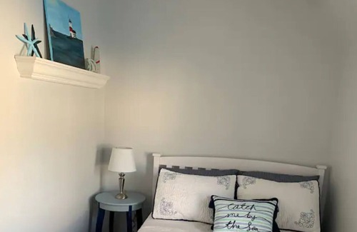 Devon Cottage | Private Beach Cottage-5 minute walk to the sand! Private fenced in yard.