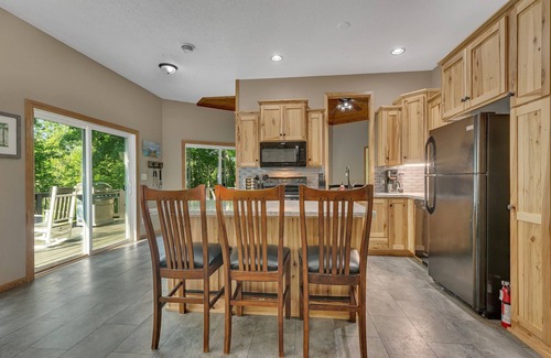 Deerwood House | Private Beach Oasis on quiet lake-Sauna! Make family memories here!