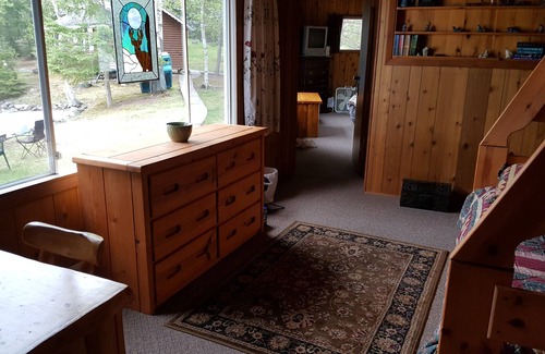 Sioux Narrows Nestor Falls Cottage | Private Beachfront log cabin Lake of the Woods
