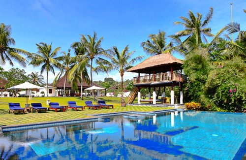 Kelating Villa | Private Beachside Escape with Lush Grounds – Bali Villa 1044