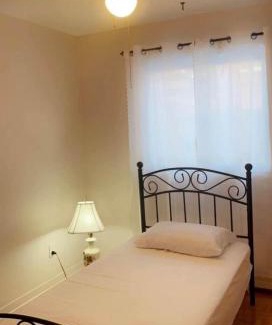 LaSalle Apartment | Private bedroom
