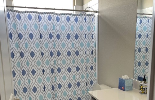 Denton House | private bedroom in single family house in welcoming Denton with AC, WiFi