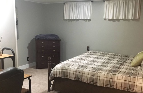 Billings House | Private Bedroom with Very Comfortable Queen Bed