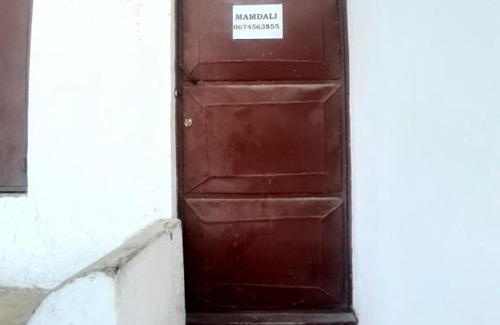 Stone Town Bed & Breakfast | Private Budget room with Wi-Fi by the Beach