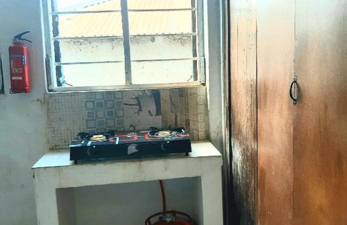 Stone Town Bed & Breakfast | Private Budget room with Wi-Fi by the Beach