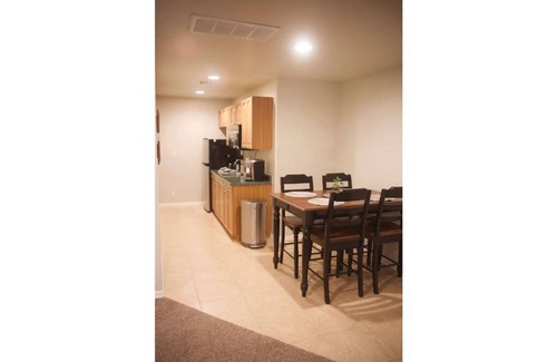 Peoria Apartment | Private Bungalow, separate entrance!