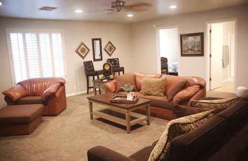Peoria Apartment | Private Bungalow, separate entrance!
