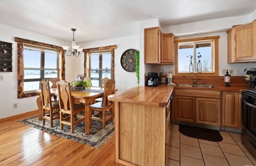 Oakley Cabin | Private Cabin on 4 Acres, 28 Minutes to Park City, Quick drive from SLC Inter