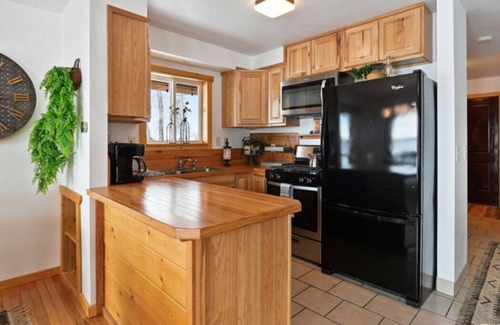 Oakley Cabin | Private Cabin on 4 Acres, 28 Minutes to Park City, Quick drive from SLC Inter