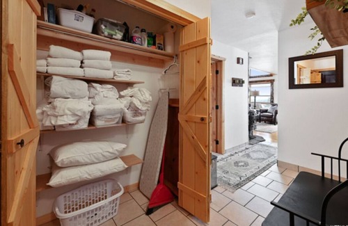 Oakley Cabin | Private Cabin on 4 Acres, 28 Minutes to Park City, Quick drive from SLC Inter