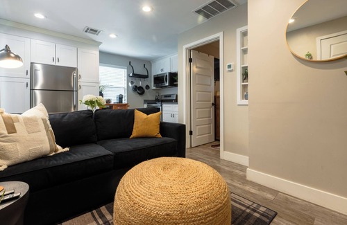 Pierson Place Historic District House | Private Casita, patio, walk to dining/rail to dwtn