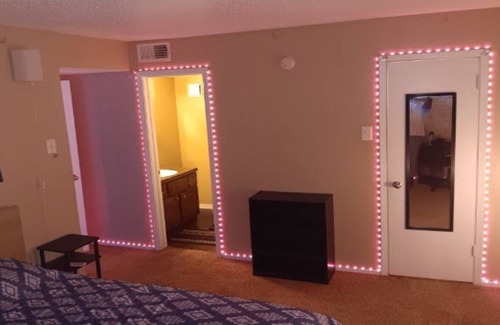 Dallas Apartment | Private, Clean & Comfy Apt