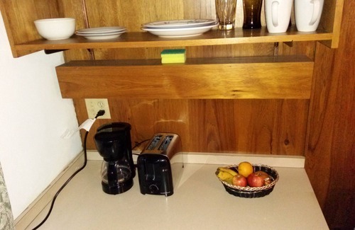 Lake Wales House | Private Clean Safe Suite nr Lake Bok Tower Legoland Disney Skydiving