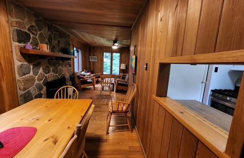 Dysart et al Cabin | Private Cliffside Cabin in the Woods