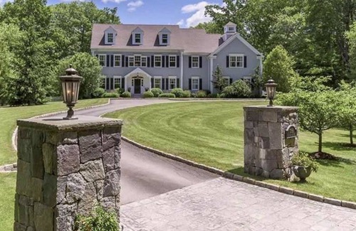 Lewisboro House | Private colonial oasis for Summer 2022 : heated saltwater pool, hot tub, office