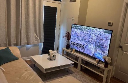 Hurontario House | Private comfort room