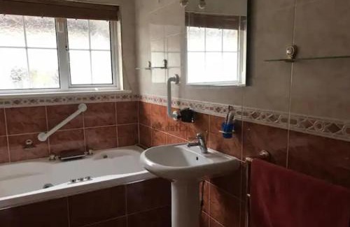 Clontarf House | Private comfortable bedroom