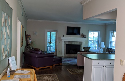 Verona Condo | Private Condo 6 min To Epic, On Ice Age Trail, 13 mi to Capitol