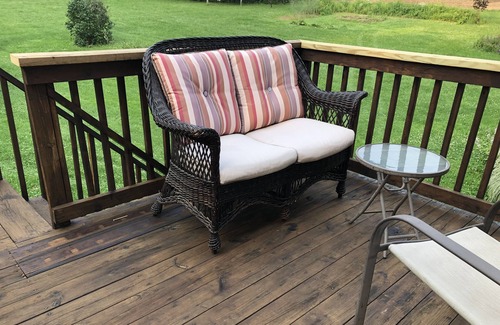 Skaneateles Apartment | private condo overlooking Skaneateles Lake in the fingerlakes region of New York