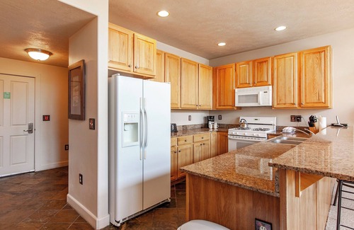Kimball Junction Condo | Private condo with room for 10 by Outlets Park City, Woodward, Utah Olympic Park
