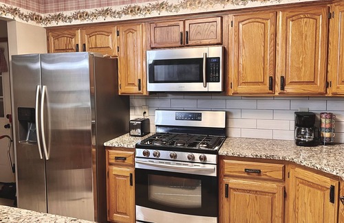 Wakarusa House | Private Country Getaway Near Topeka Updated 3 Bedroom, 2 Bath