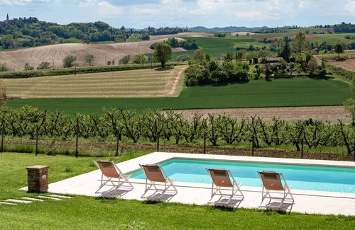 Sanico Villa | Private Country Hideaway with pool perfect for Digital Nomads
