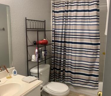Cypress House | Private Cozy Lock Room 1