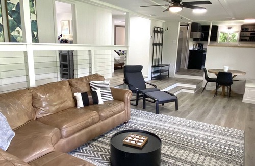 Kingsbury House | Private, cozy riverfront house! Peaceful, quiet, nature, & views!