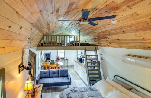 Henagar Apartment | Private Deck Studio Near Guntersville Lake!