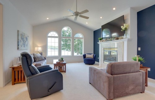 Gravois Mills House | Private Dock and 4 Decks Lake Ozark Retreat!