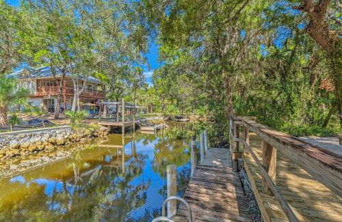 Old Homosassa House | Private Dock Canal-Front Homosassa Home!