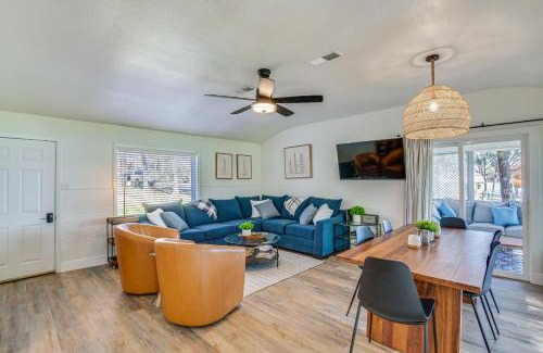 Gun Barrel City House | Private Dock Charming Cedar Creek Retreat!