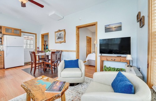 Augusta Cottage | Private Dock & Deck: Tranquil Dam Pond Cottage!