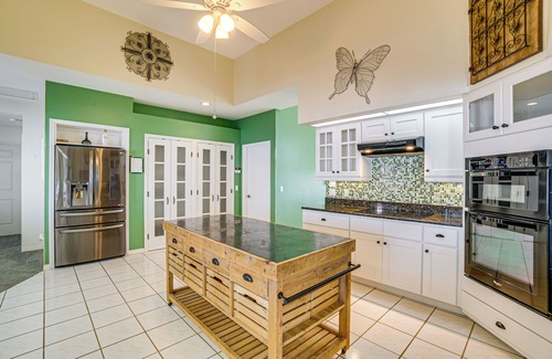 Lake Suzy House | Private Dock + Pool: Lakefront Florida Getaway!