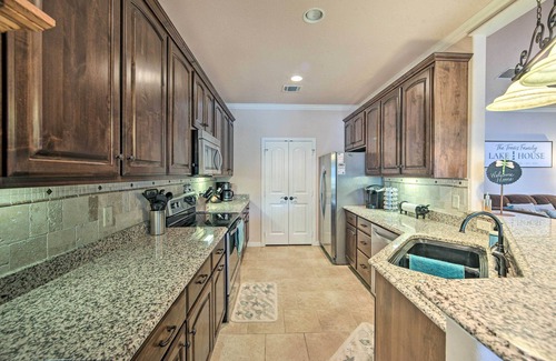Gun Barrel City House | Private Dock & Sunset Views: Gun Barrel City Home