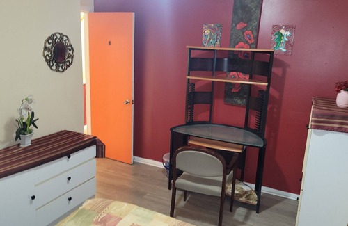 Laval Apartment | Private duplex close to all shops and restaurants.