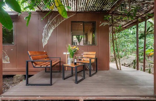 Pan de Azucar House | PRIVATE ECO TINY HOME NEAR AIRPORT COSTA RICA