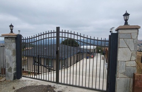 Fairview Apartment | Private Estate with Million Dollar Views in the Heart of the S. F. Bay Area.