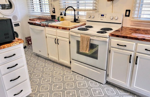 North Beach House | Private First Floor of Duplex Walking Distance to Everything!