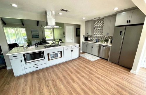 Windsor Hills House | Private Fishing Pond that SLPS 12 and Close to Downtown!