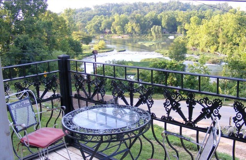 Hardy Villa | Private French Manior overlooking the Spring River