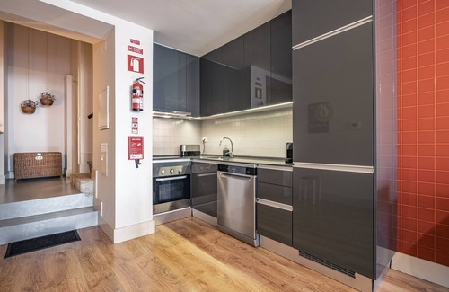 Uniao de Freguesias do Centro Apartment | Private Garden in Porto City Center