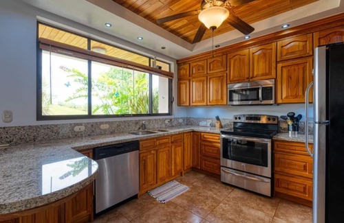 Buenos Aires Condo | Private Garden, Walk Out to Community Pool, Beautiful 1 Bedroom 1 Bath Condo