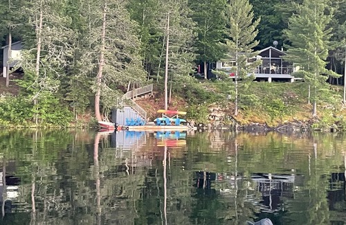 Gilmour Cottage | Private Get Away Cottage on Weslemkoon- Boat Access