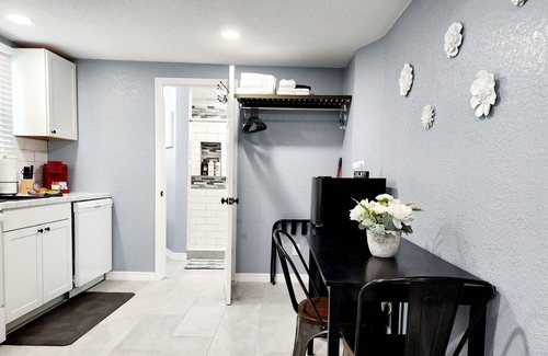 Lakeland House | PRIVATE GETAWAY