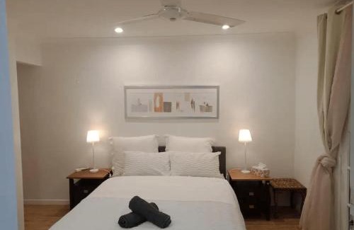Bundall Bed & Breakfast | private guest suite at sorrento